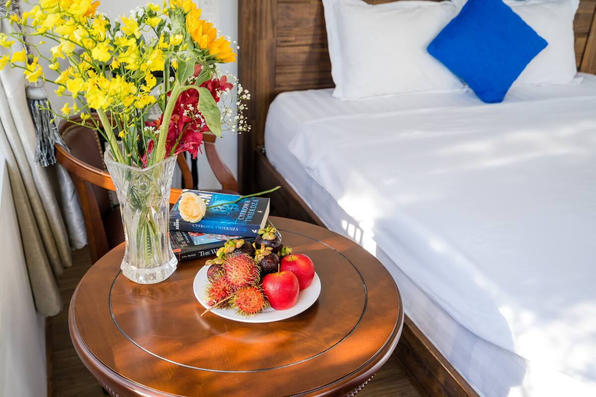 Habitación doble, 1 cama matrimonial | Minibar, escritorio, insonorización y camas extra