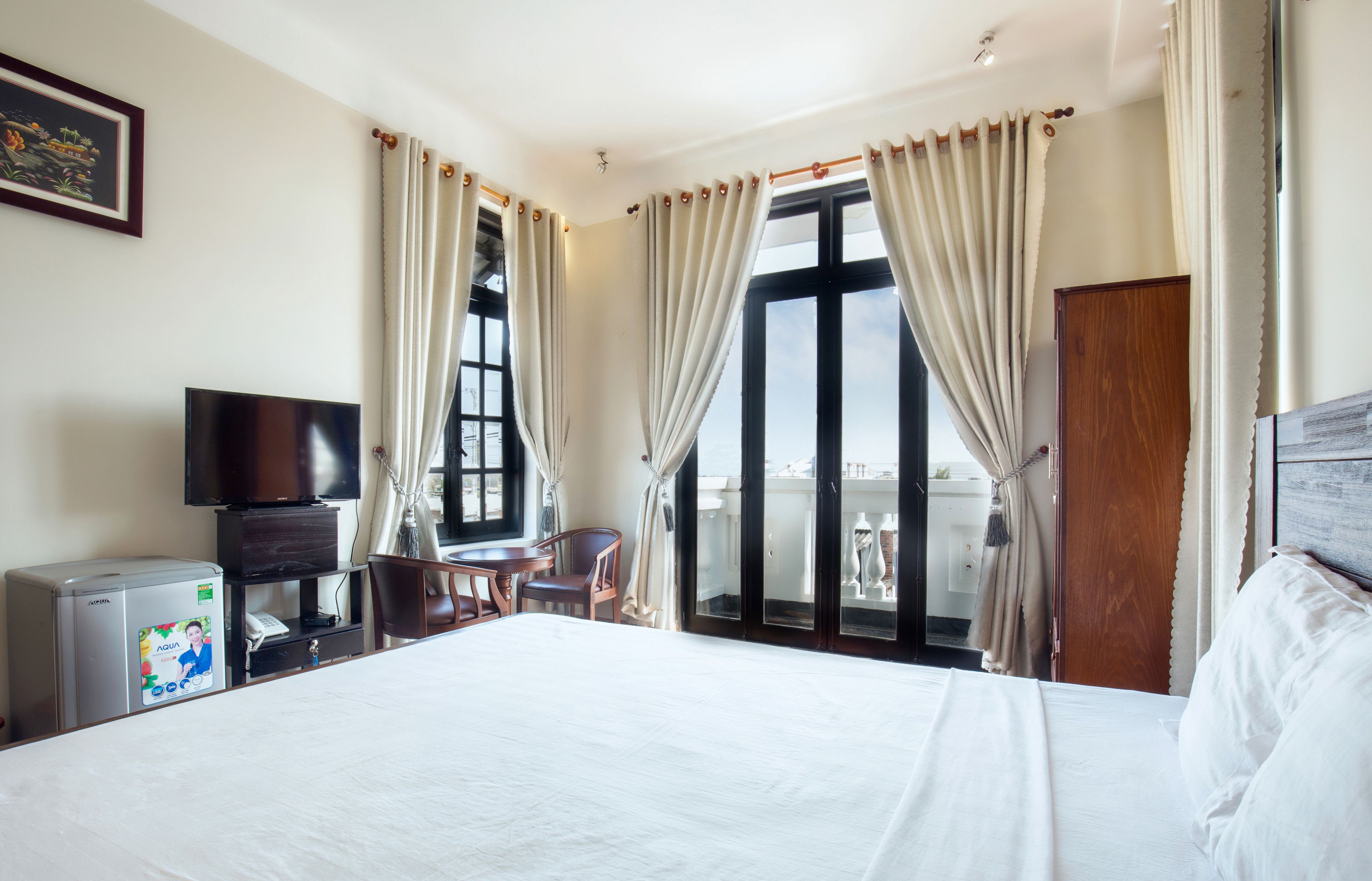 double room, 1 double bed | minibar, desk, soundproofing, rollaway beds