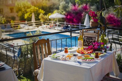 Flower Pension Hotel