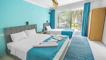 Standard Triple Room | Free WiFi