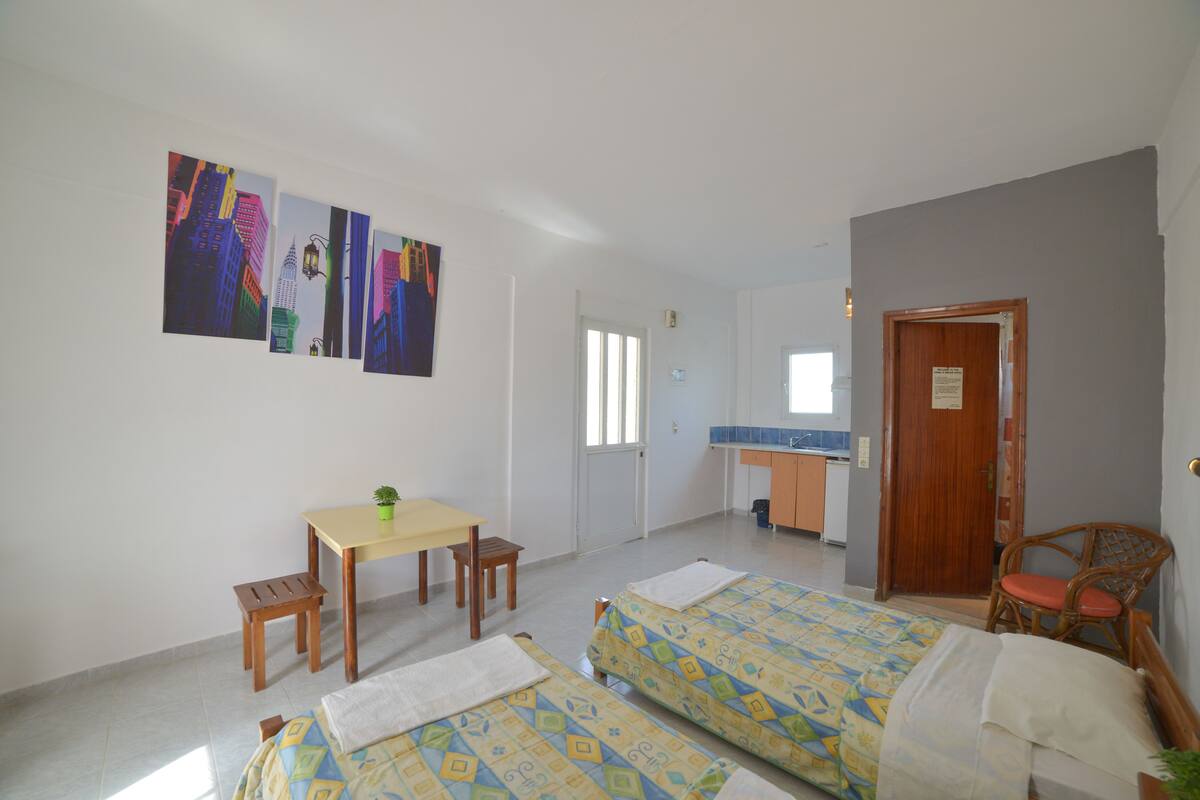 Studio | Rollaway beds, WiFi (free)