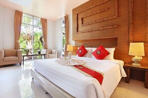 Deluxe-rum | Skrivbord, mörkläggningsgardiner, gratis wi-fi och sängkläder