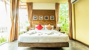 Deluxe Room | Meja, langsir/tirai gelap terus, Wi-fi percuma, cadar katil 