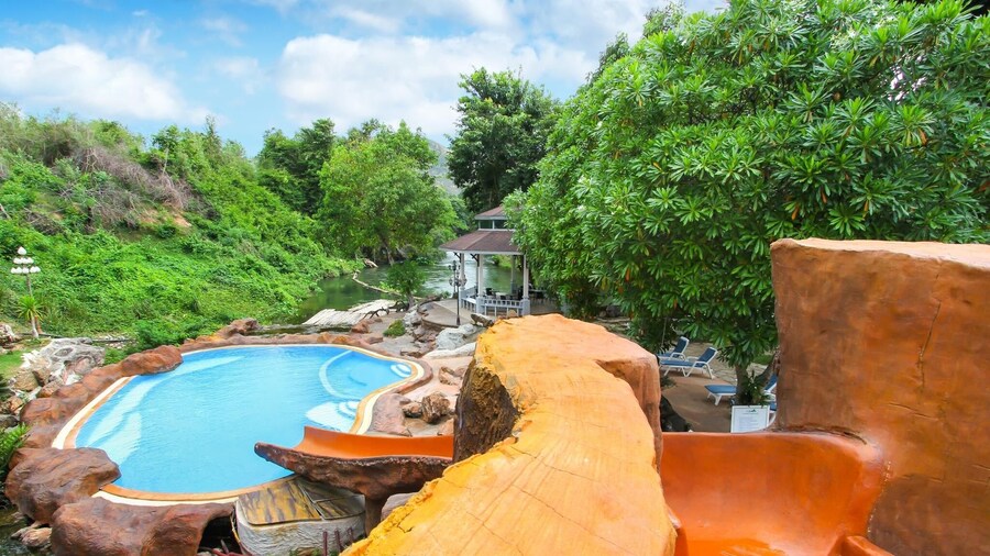 Nana Resort Kaengkrachan