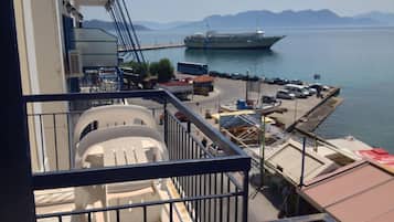 Twin Room, Balcony, Sea View | Balcony