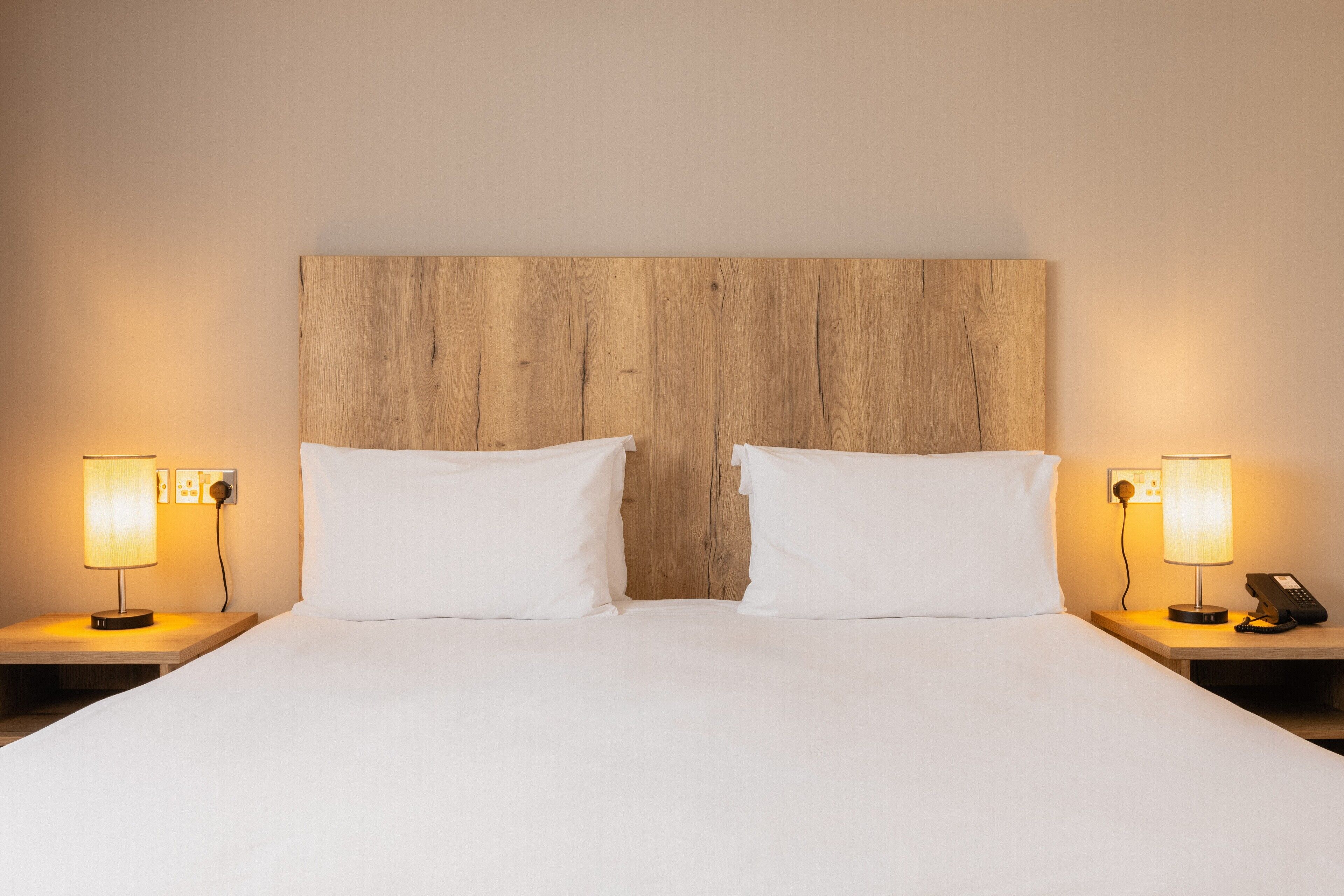 standard double room | 1 bedroom, individually decorated, individually furnished, soundproofing