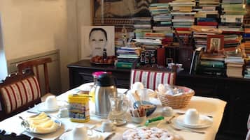 Colazione a buffet inclusa, servita tutte le mattine