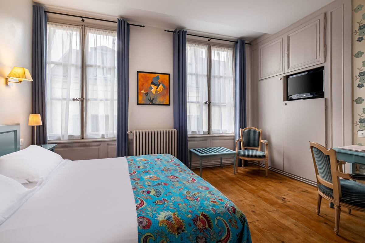 comfort double room | egyptian cotton sheets, premium bedding, select comfort beds