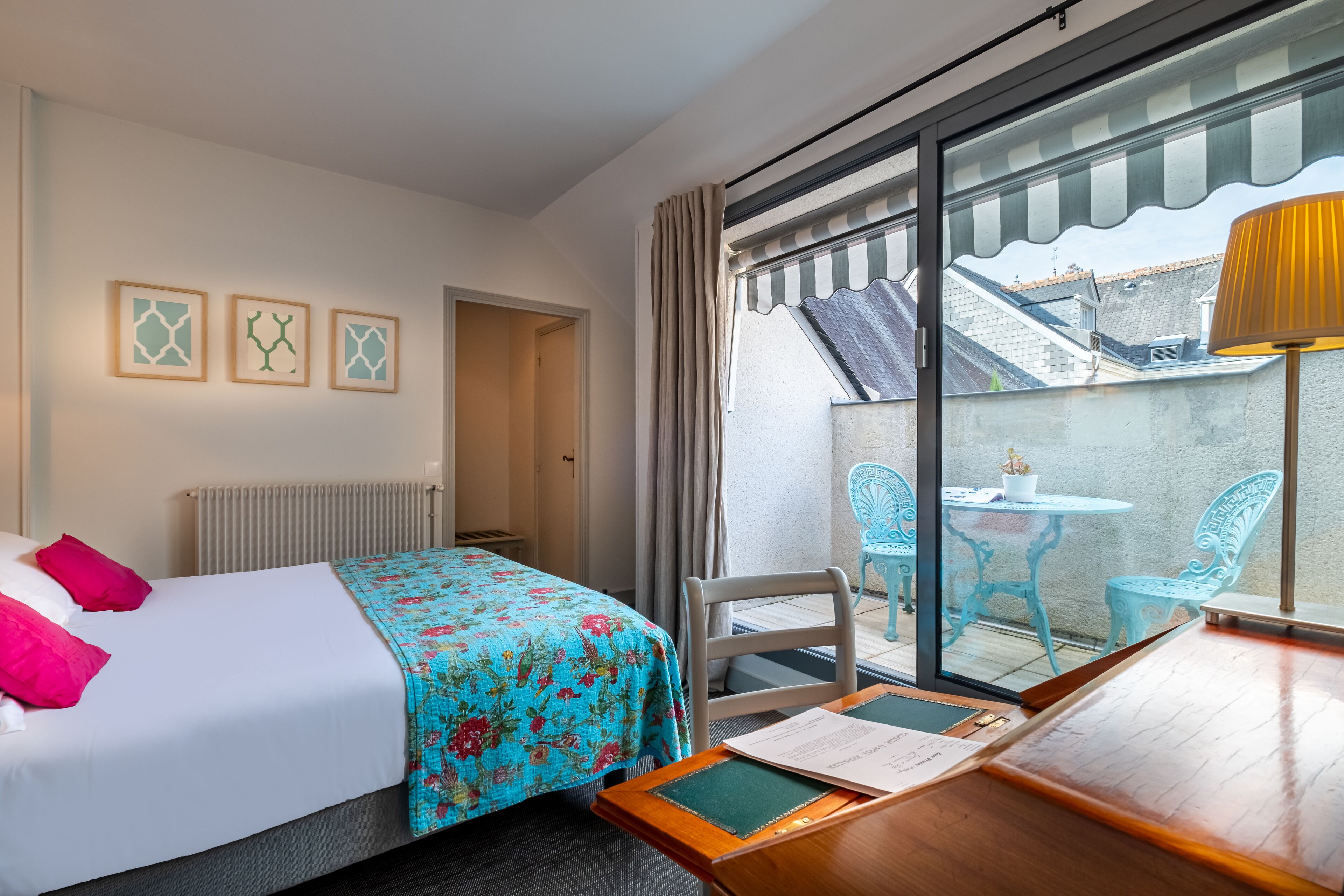 comfort double room | egyptian cotton sheets, premium bedding, select comfort beds