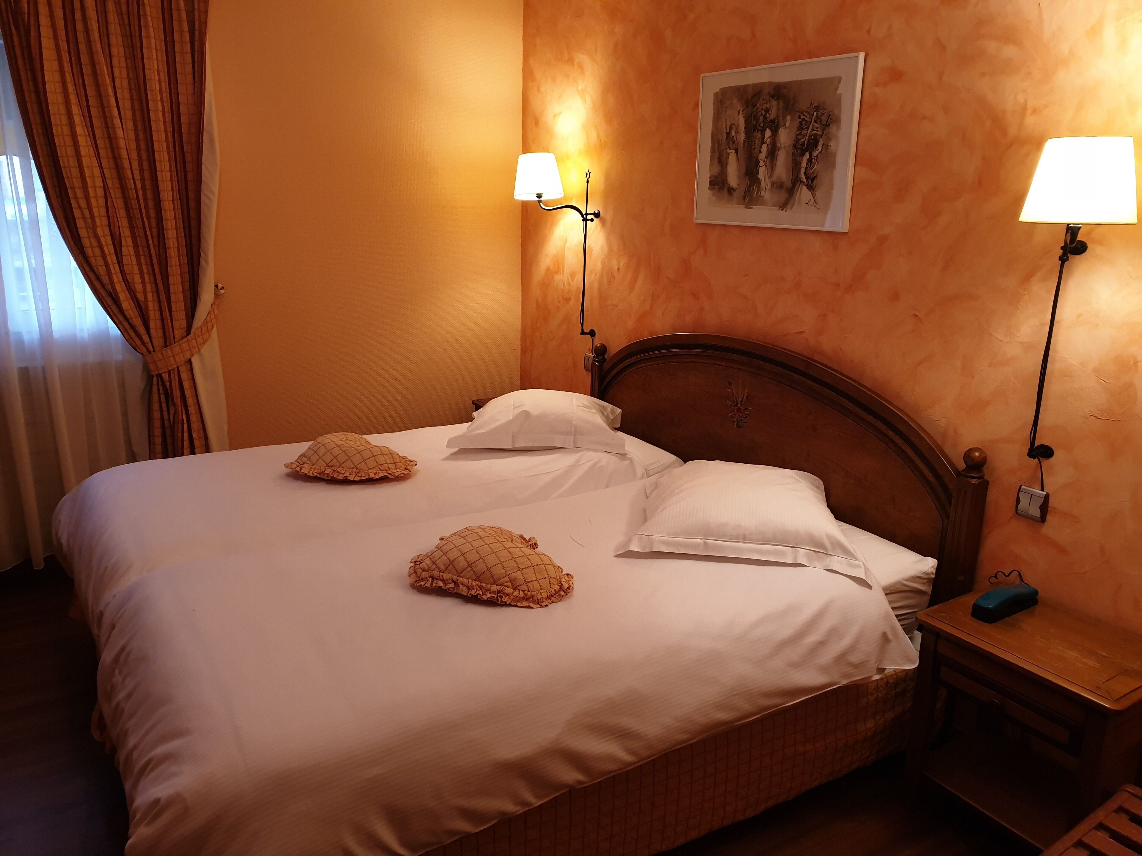 double room | 1 bedroom, minibar, desk, free wifi