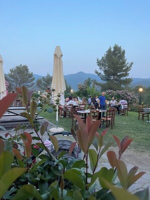 Dîner servi sur place