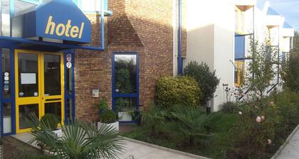 Rev'Hotel CoigniĂšres