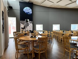 Se sirven desayunos y almuerzos, cocina local