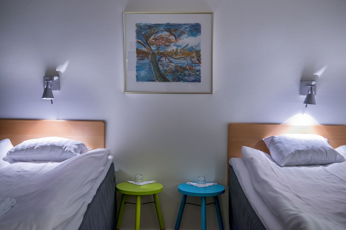 Twin Room | Rollaway beds, free WiFi, bed sheets