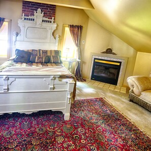 Room - Candlelight Inn Bed & Breakfast (Ronks)