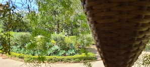 Deluxe Double Room, Garden View | Garden view - Margarita House (Nairobi)