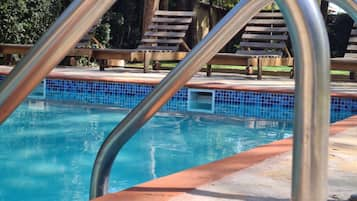 Outdoor pool, pool loungers