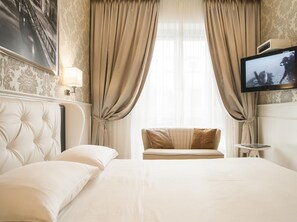 Deluxe-Doppelzimmer, 1 Doppelbett | Bettwäsche aus ägyptischer Baumwolle, hochwertige Bettwaren, Minibar