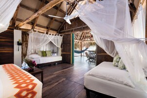 Superior Bungalow Ocean View  | Premium bedding, minibar, in-room safe, individually decorated