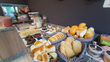 Desayuno buffet incluido todos los días