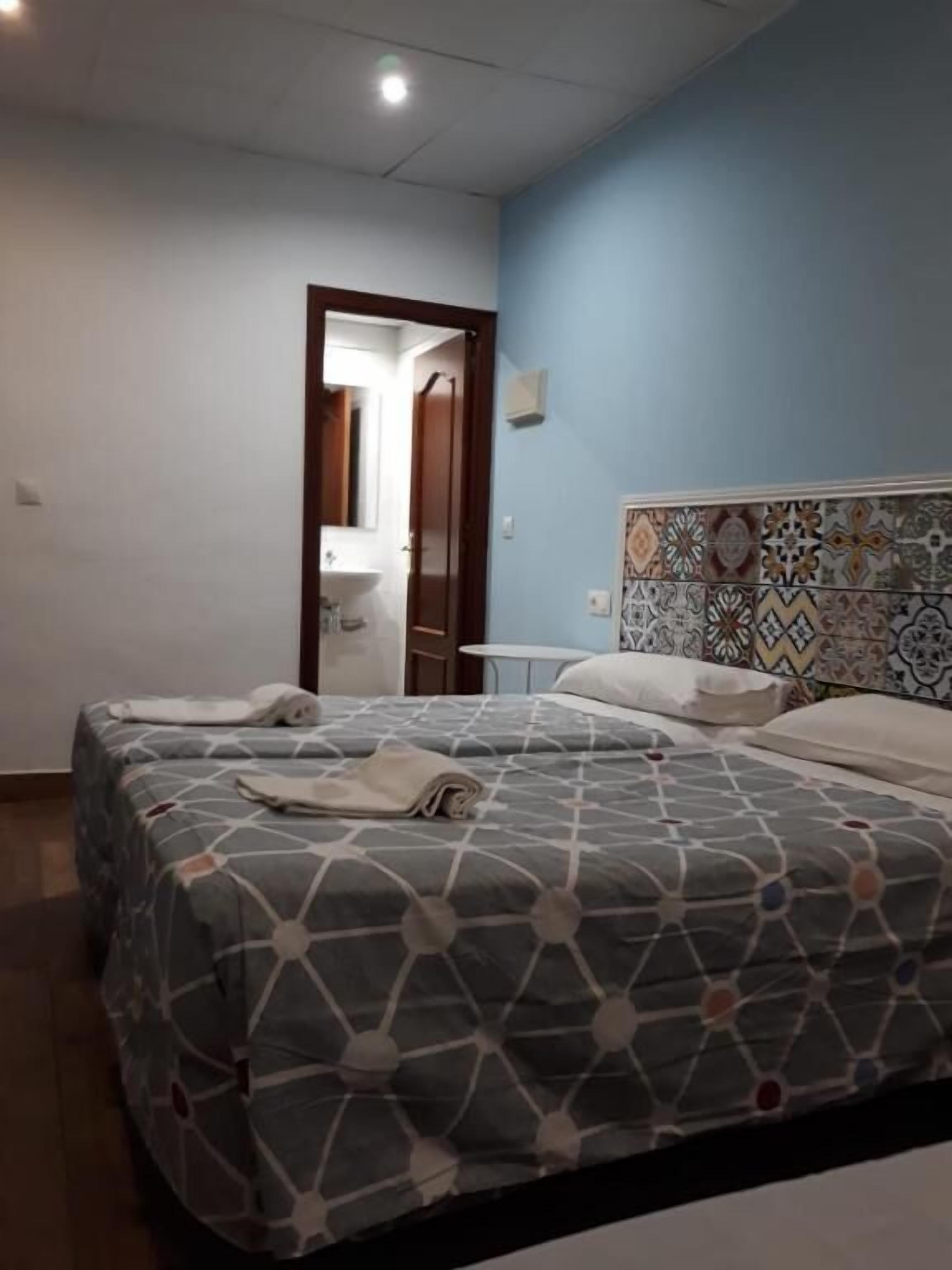 Foto - Pension Cibeles 12