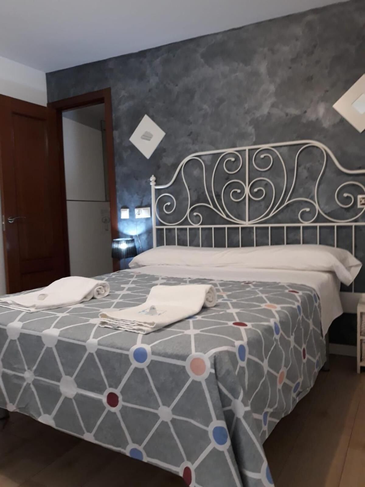 Foto - Pension Cibeles 12