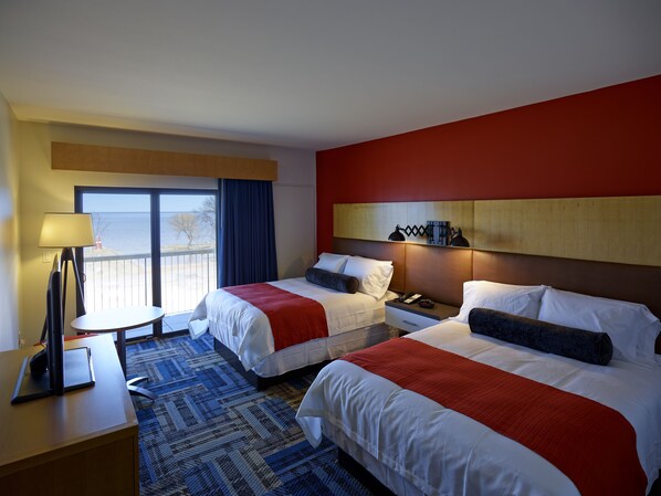 Premium bedding, desk, iron/ironing board, free WiFi