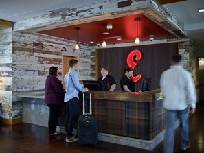 Check-in-/Check-out-Schalter