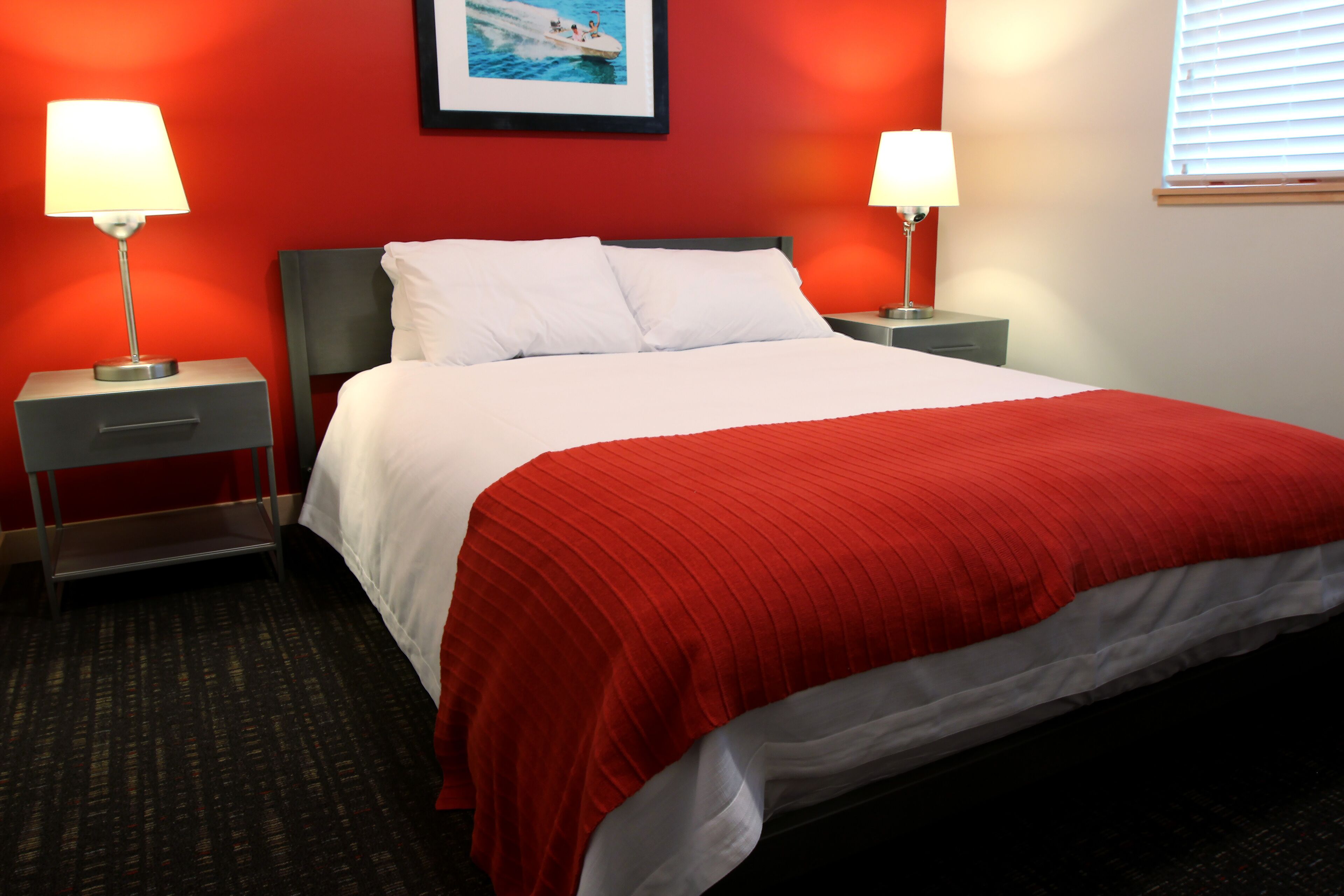 cabin, 3 bedrooms, kitchen, lake view | premium bedding, desk, iron/ironing board, free wifi