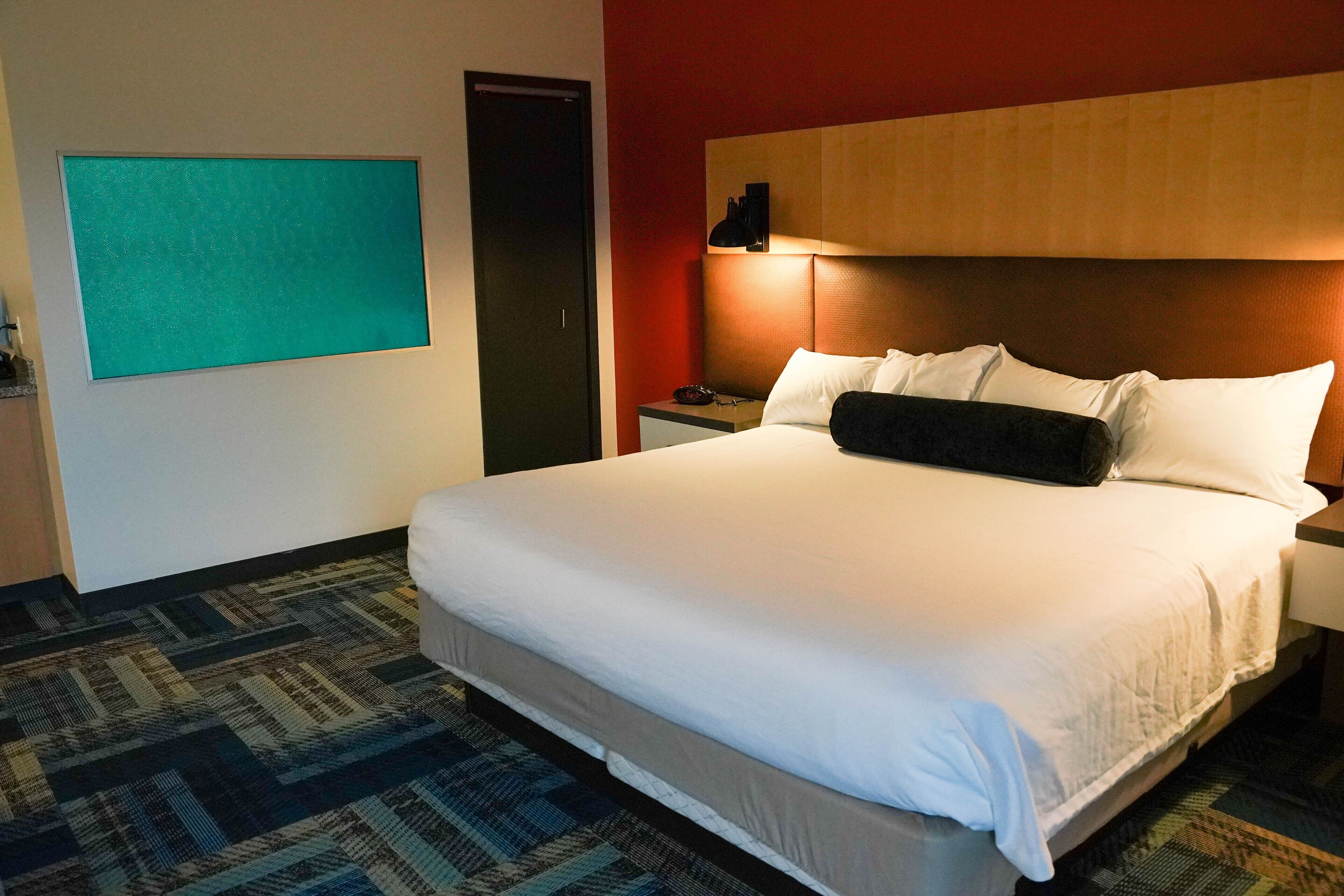 premium bedding, desk, iron/ironing board, free wifi