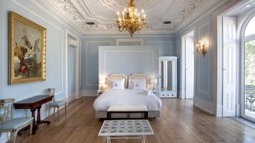 Suite, Balcony (Imperial) | Premium bedding, in-room safe, free WiFi, bed sheets