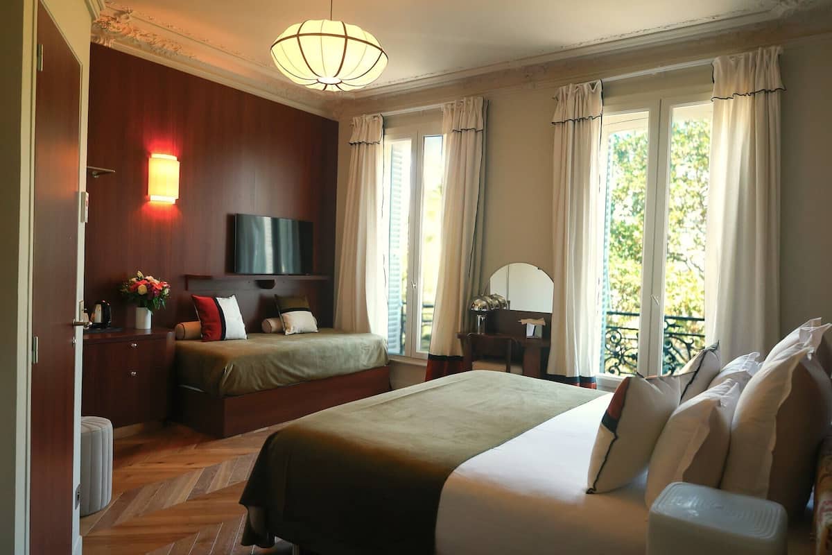 Executive Room, Multiple Beds, Fireplace, City View | In-room safe, individually decorated, individually furnished, desk