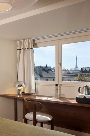 Traditional-Doppelzimmer, 1 Queen-Bett, Stadtblick | Hochwertige Bettwaren, Zimmersafe, individuell dekoriert