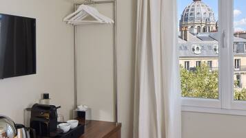 Chambre Parisienne | Literie de qualité supérieure, coffres-forts dans les chambres