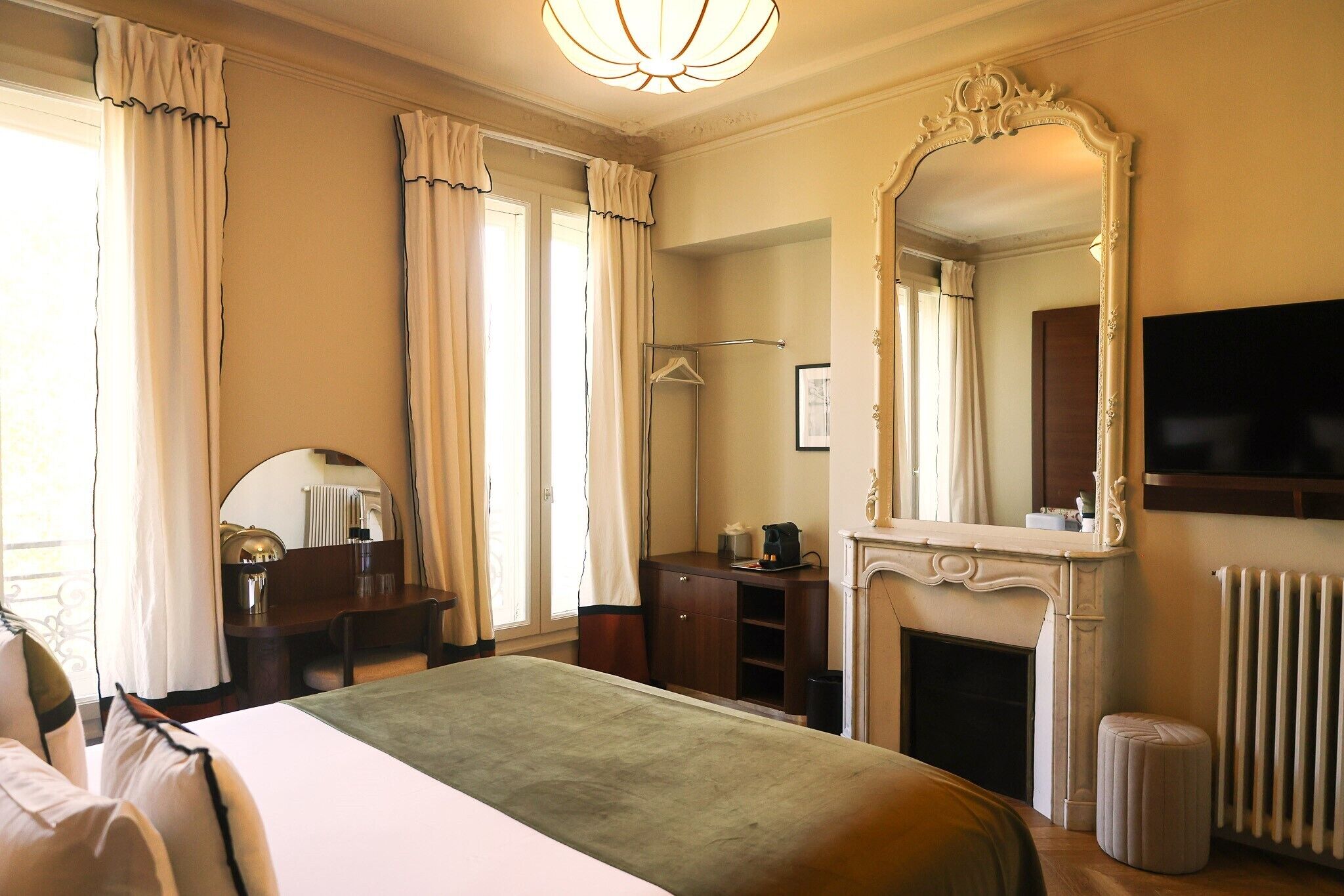 In-room safe, individually decorated, individually furnished, desk