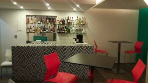 Bar (on property) - Hotel Amala (Mexico City)