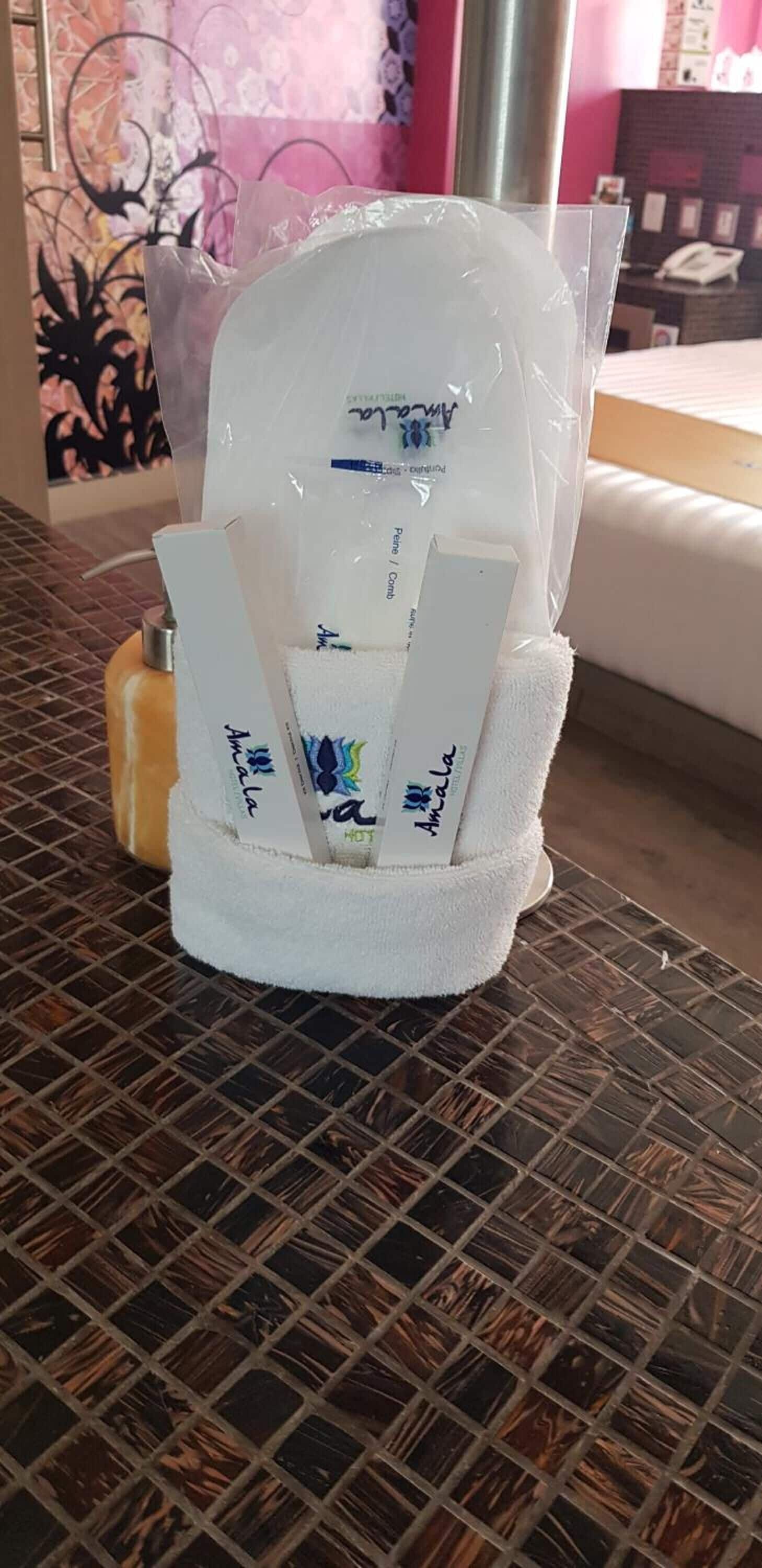 standard room | bathroom | shower, free toiletries, hair dryer, towels