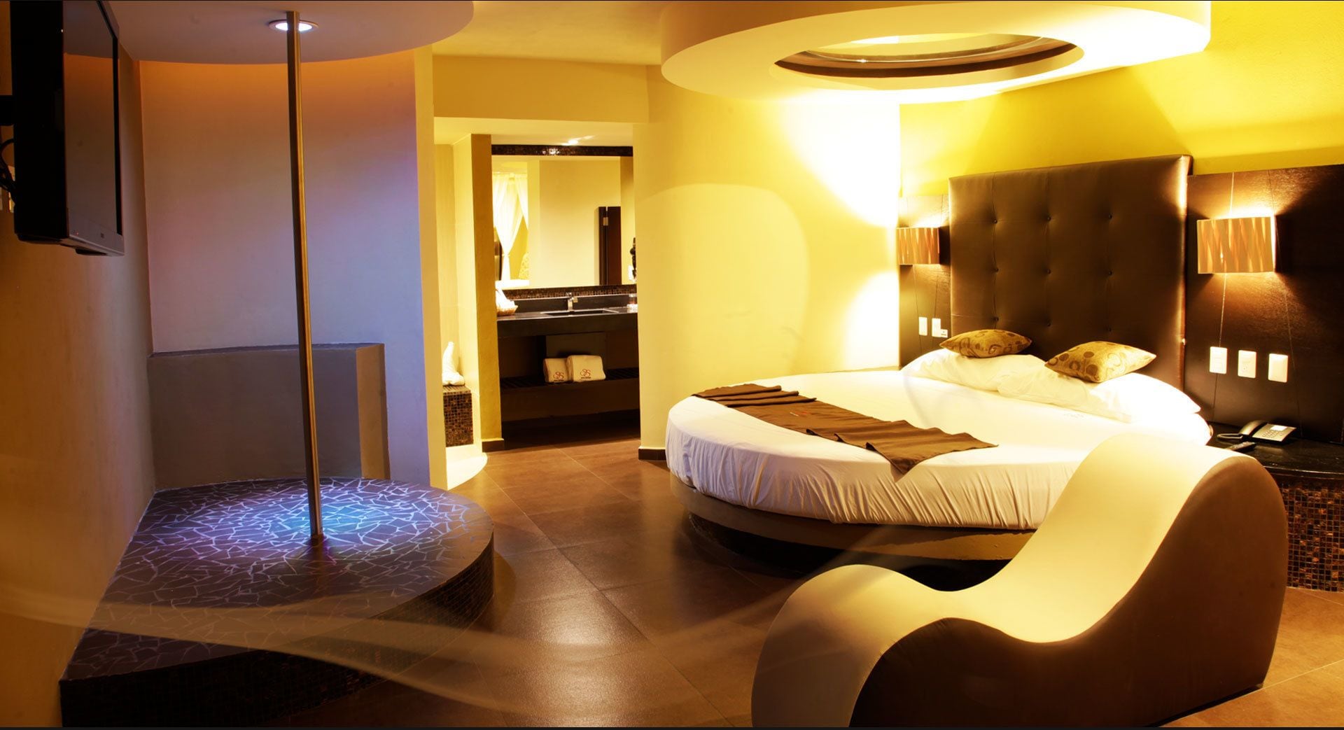 Sistema de insonorización, wifi gratis y ropa de cama 