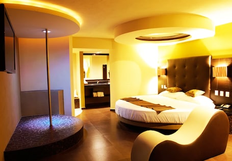 Sistema de insonorización, wifi gratis y ropa de cama