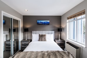 Luxury Suite, 2 Bedrooms (EL429) | 1 bedroom, premium bedding, individually decorated