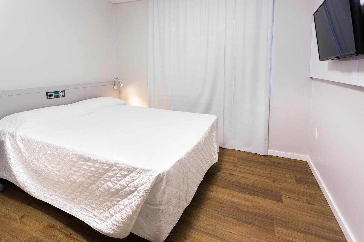 Minibar, in-room safe, desk, blackout curtains