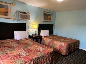 書桌、熨斗/熨衣板、免費無線上網