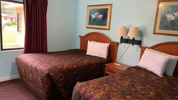 Una scrivania, ferro/asse da stiro, Wi-Fi gratuito