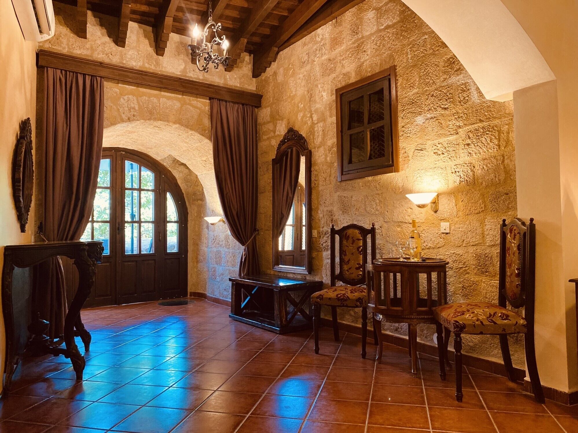 superior suite | individually decorated, individually furnished, iron/ironing board