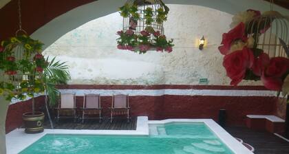 Hotel Maya Ah Kim Pech