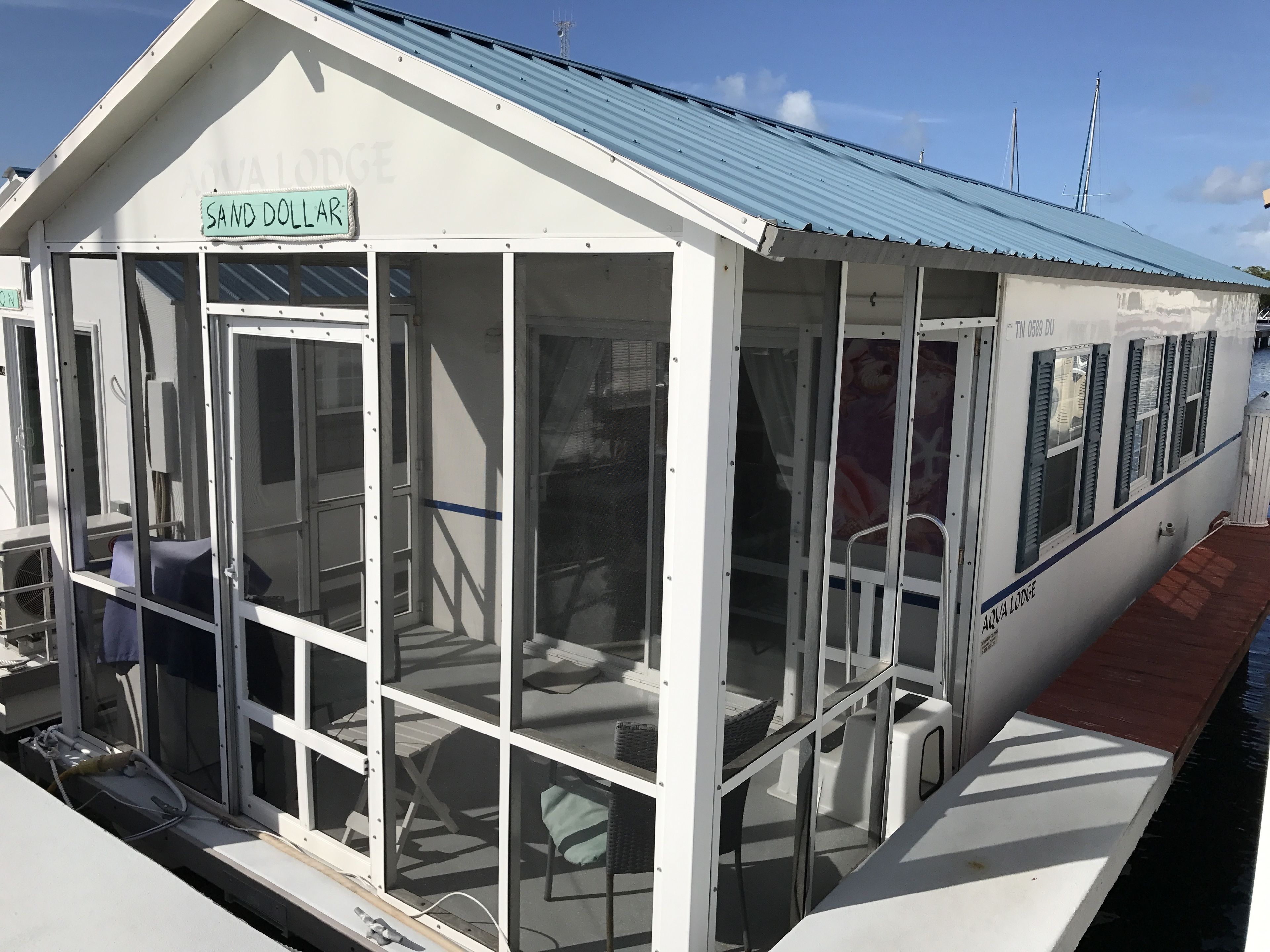 Sand Dollar: Aqua Lodge, 1 Bedroom, Bay View | Terrace/patio