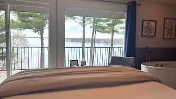 Serenity | Premium bedding, individually decorated, individually furnished