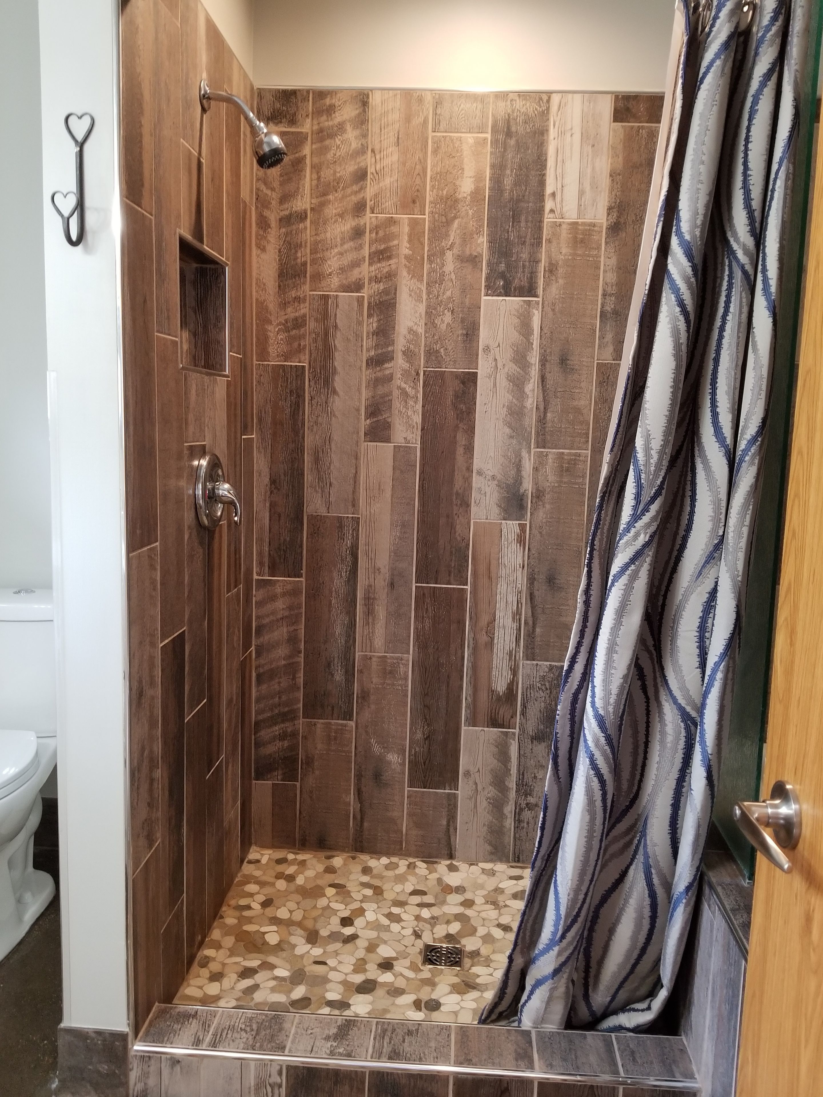 family cottage, 1 bedroom, accessible | bathroom shower