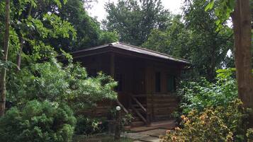 Log House | Property entrance