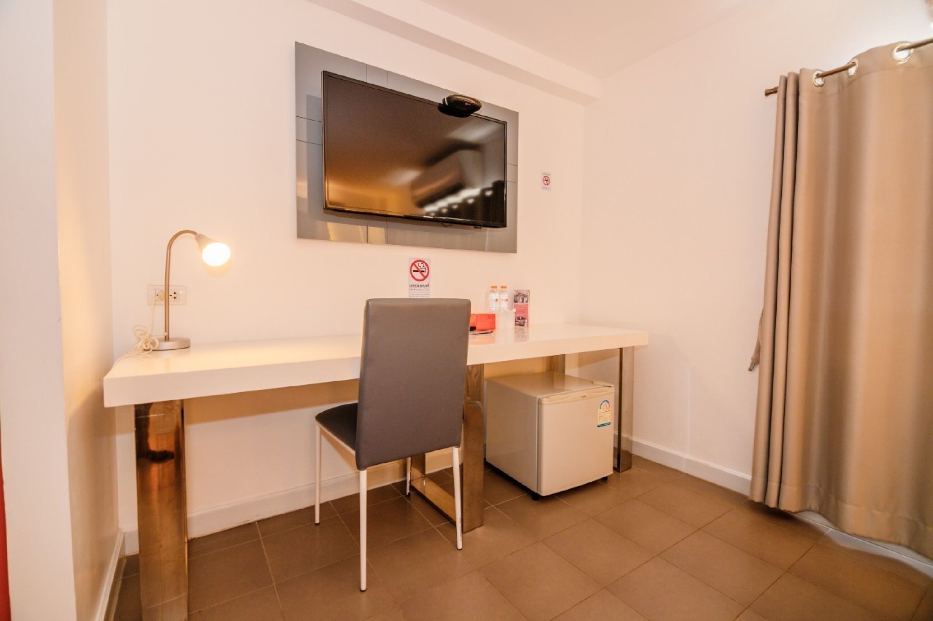 superior twin room | desk, free wifi, bed sheets